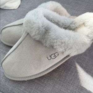 UGG Women's Cozy Light Gray Slippers